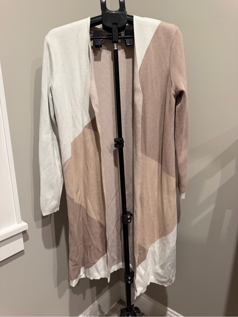 Lety and Me Colorblock Cardigan Sweater in White and Cream